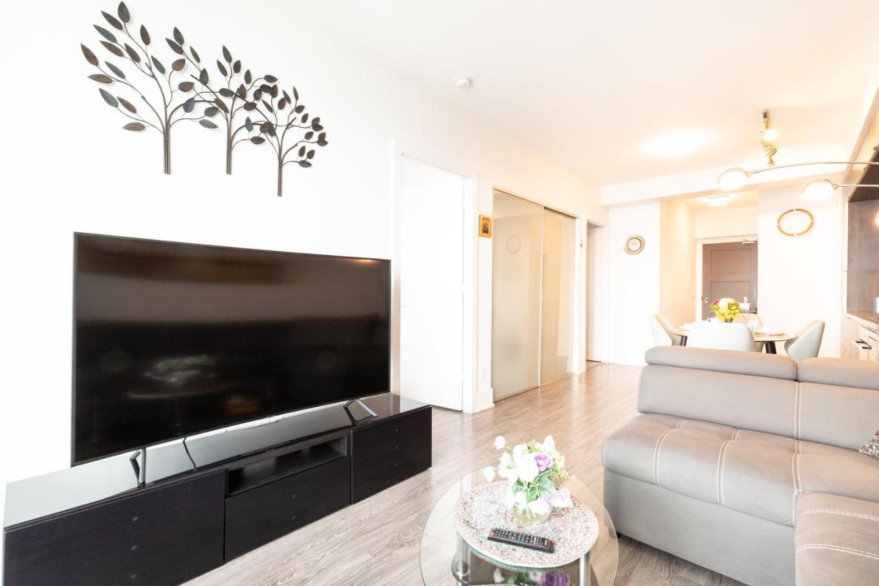 Bright Condo In The Heart Of Toronto Exterior foto
