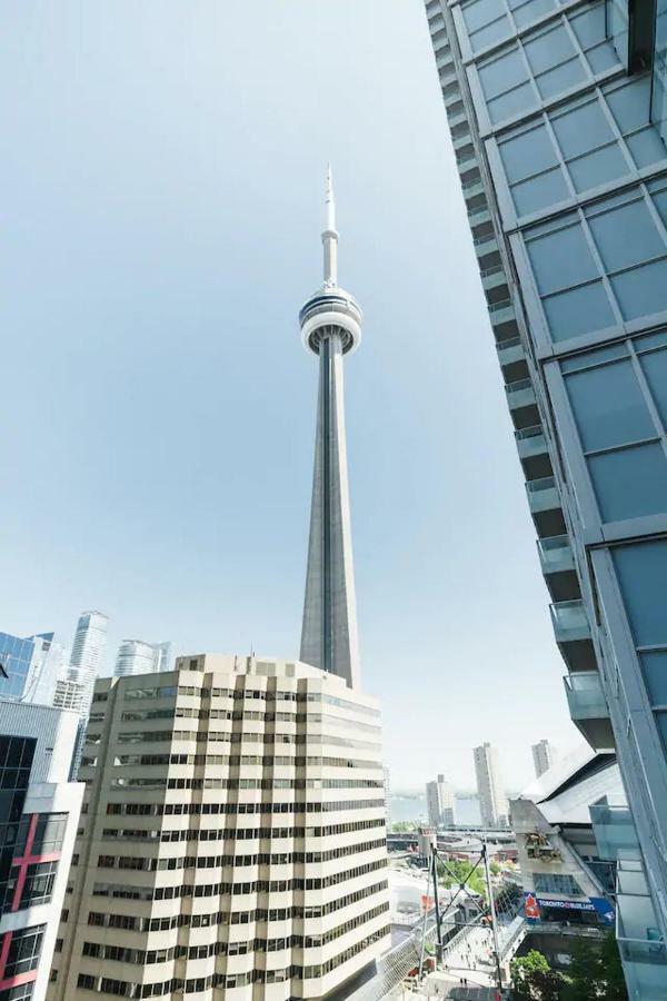 Bright Condo In The Heart Of Toronto Exterior foto